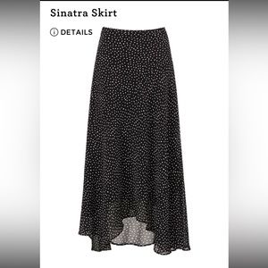 Like new Sinatra skirt sz 8, high waisted fits like a sz 6